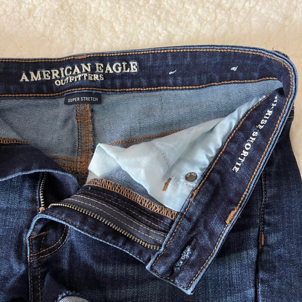 American Eagle Super Stretch High-Rise Shortie